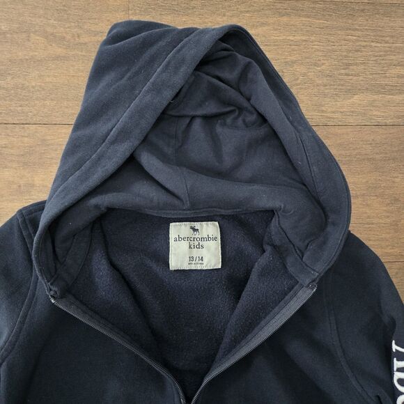 Abercrombie & Fitch Navy Blue Boys Hoodie Size 13/14 - Picture 4 of 7